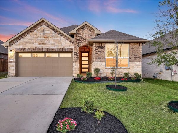 2244 Alamar WALK, Leander, TX 78641