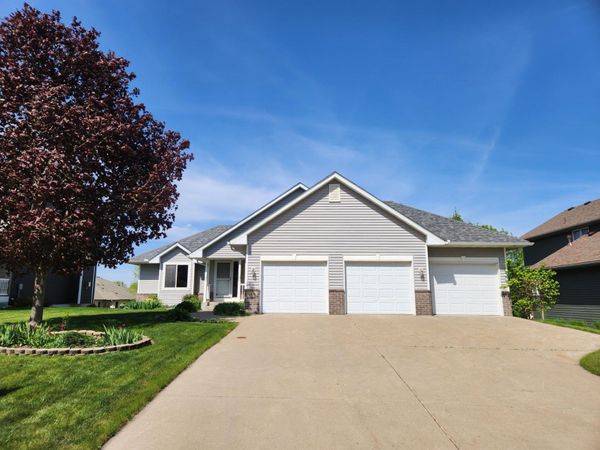 508 Doherty Avenue SE, New Prague, MN 56071