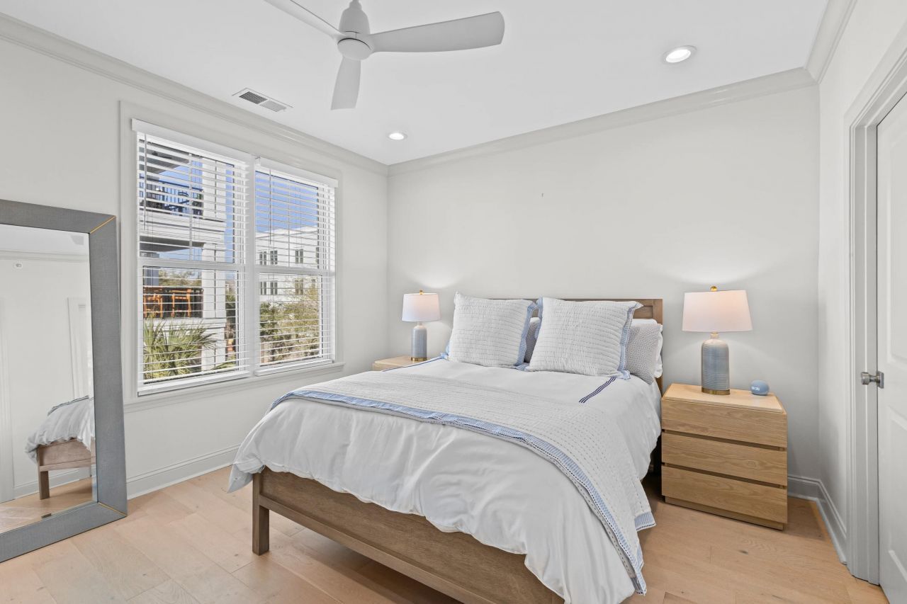 200 River Landing Drive Photo 16