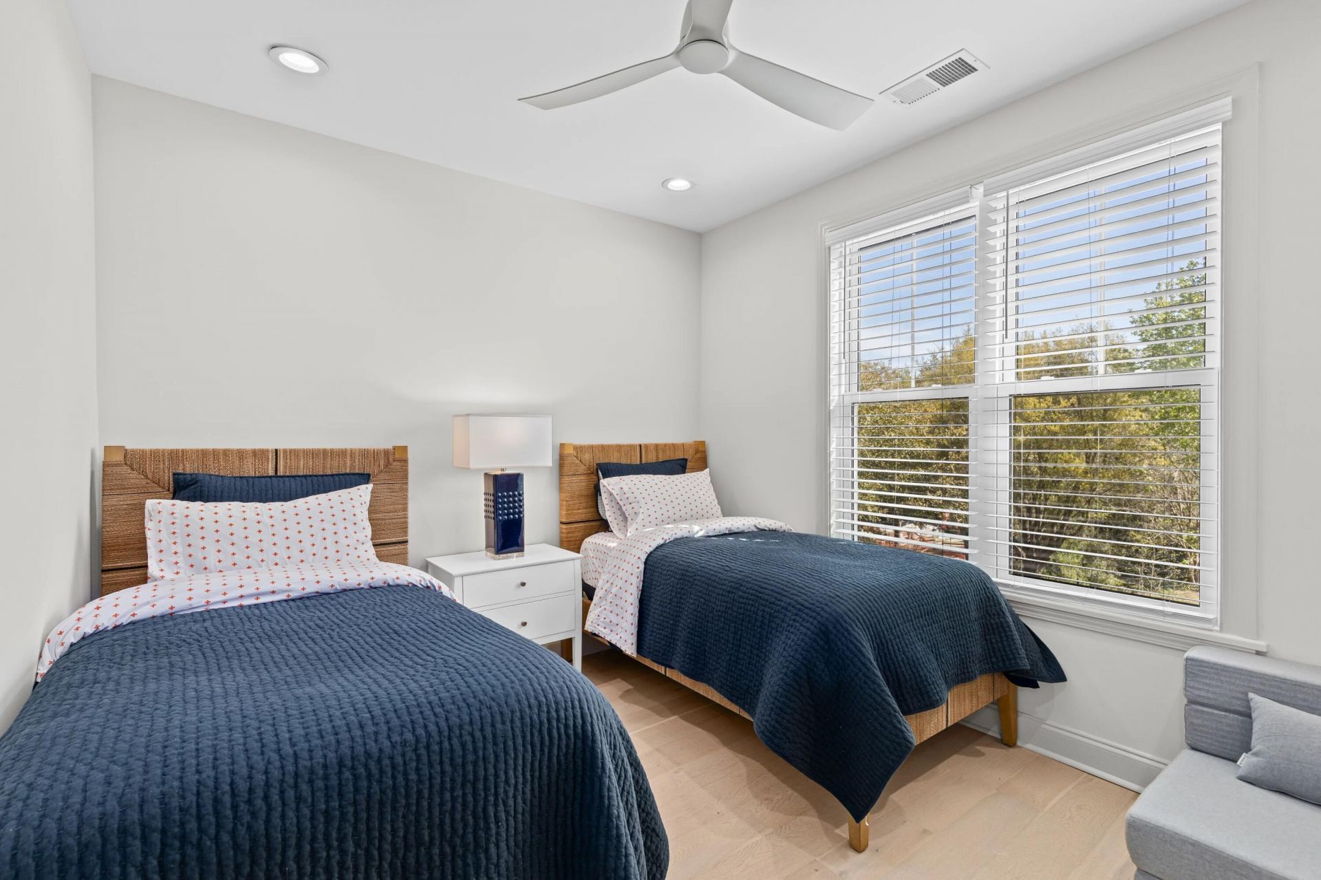 200 River Landing Drive Photo 20
