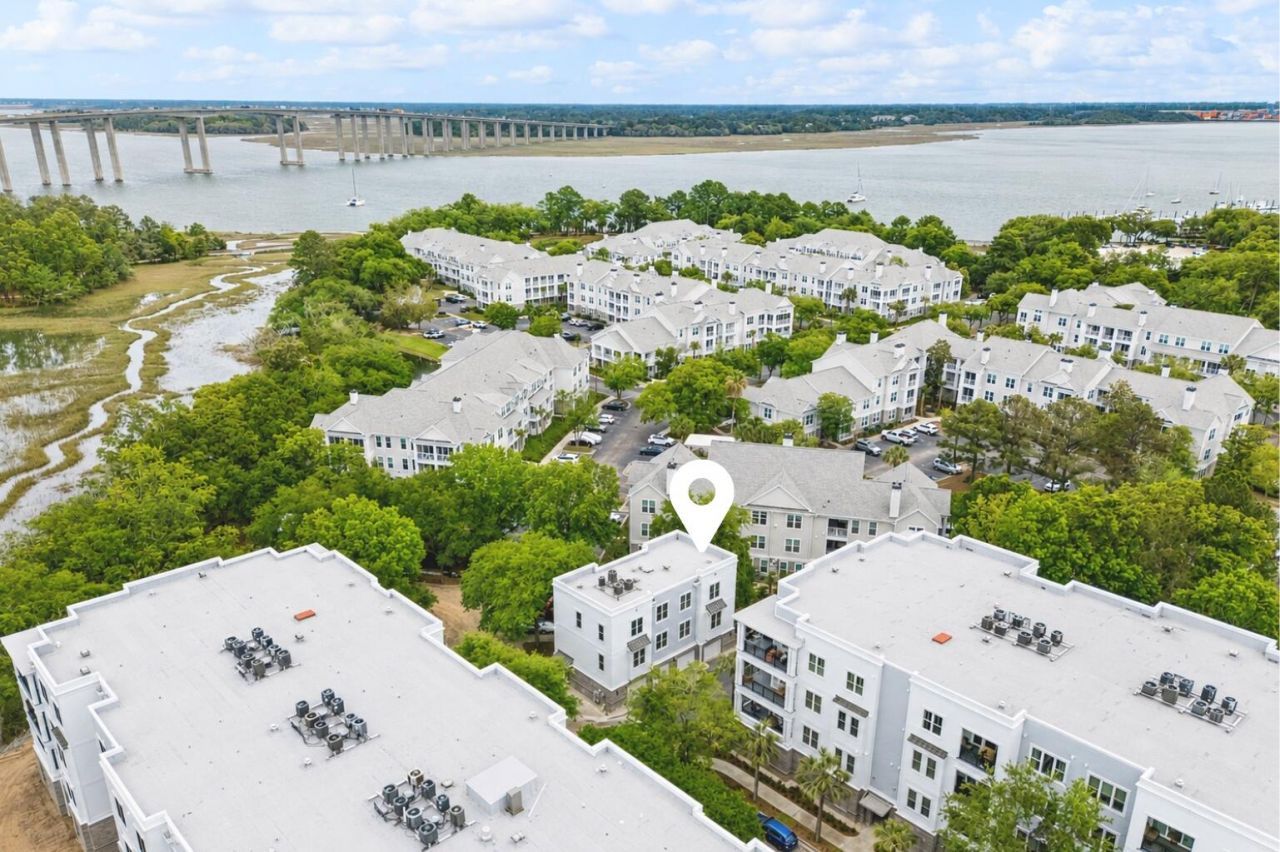200 River Landing Drive Photo 33