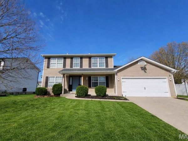 1911 Providence Estate Drive, Wentzville, MO 63385