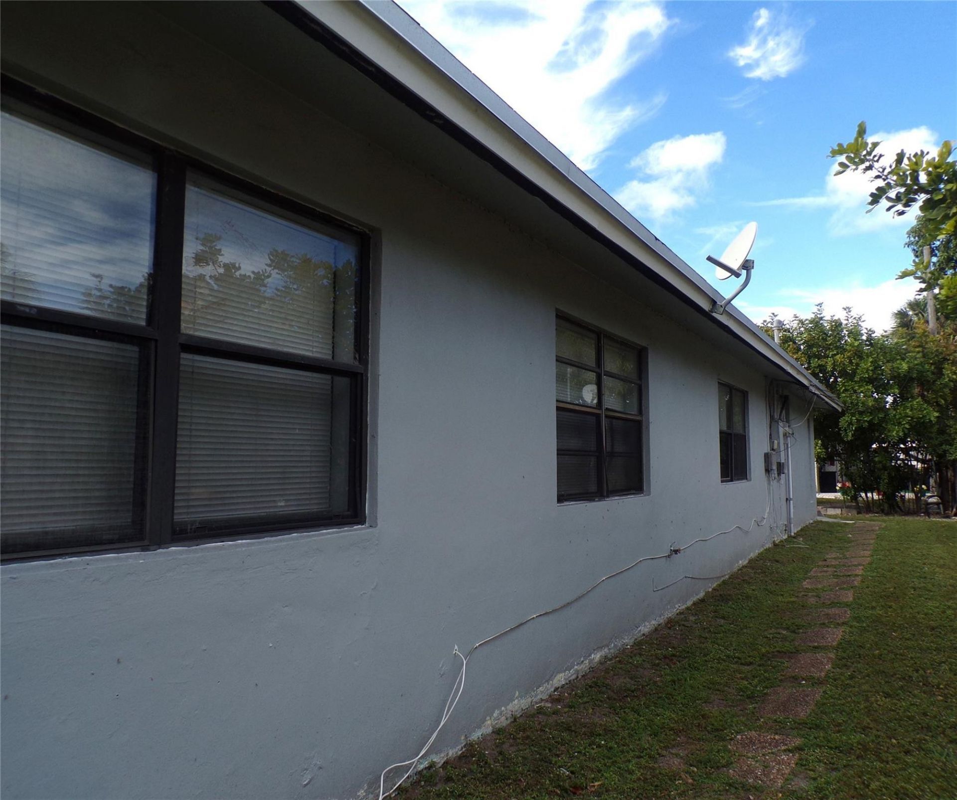 2725 SW 9th Street, Fort Lauderdale, FL 33312 Photo