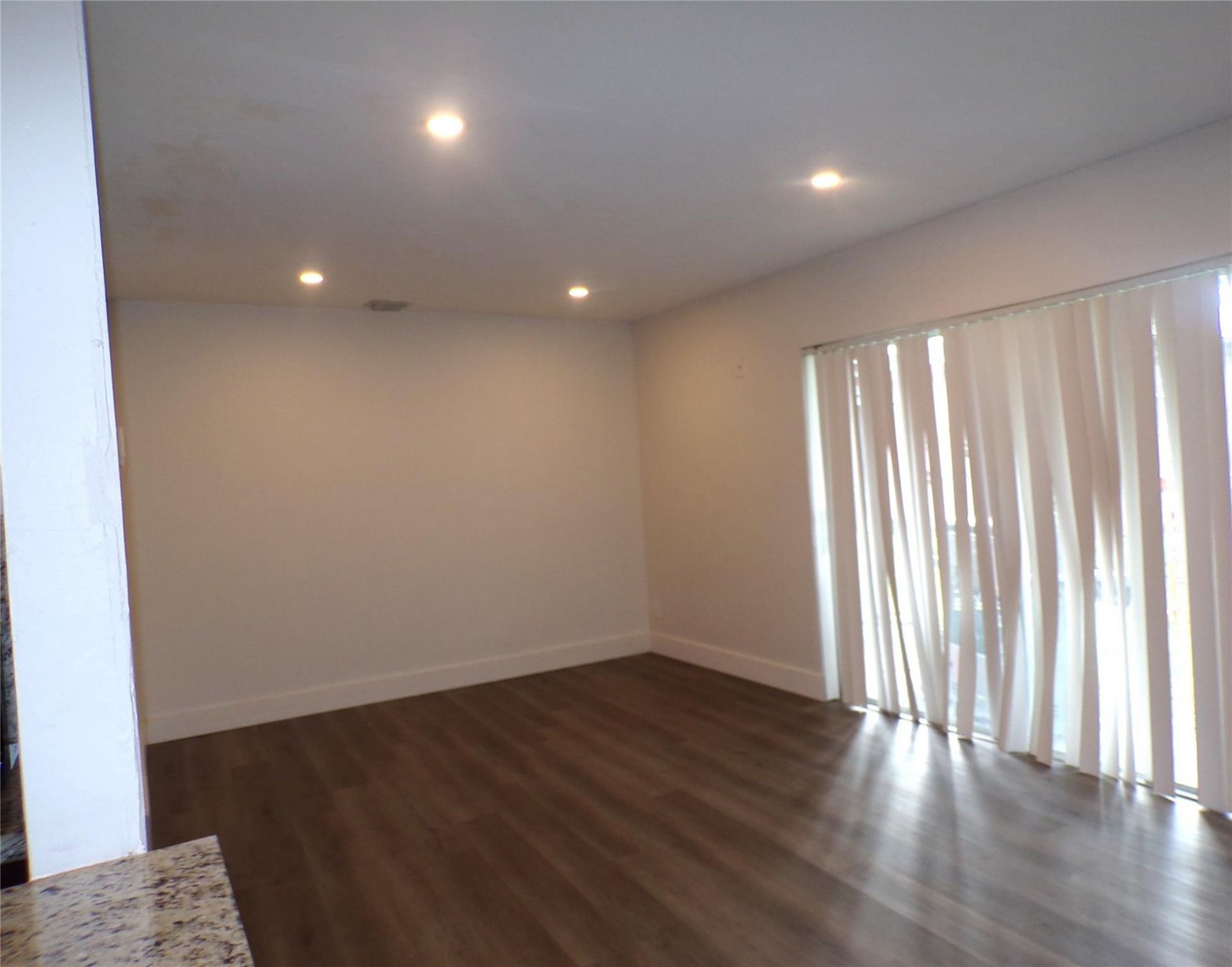 2725 SW 9th Street, Fort Lauderdale, FL 33312 Photo