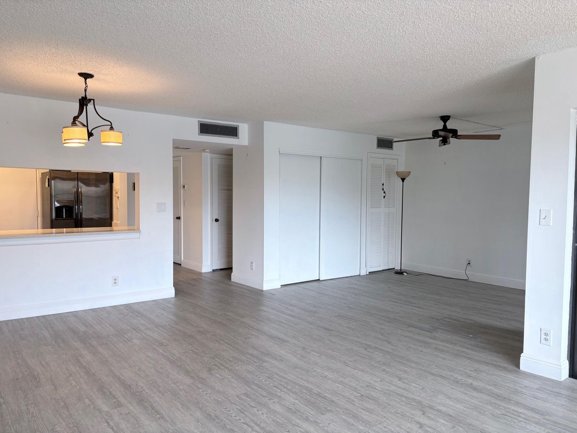 2316 S Cypress Bend Drive, Unit 318, Pompano Beach, FL 33069 Photo