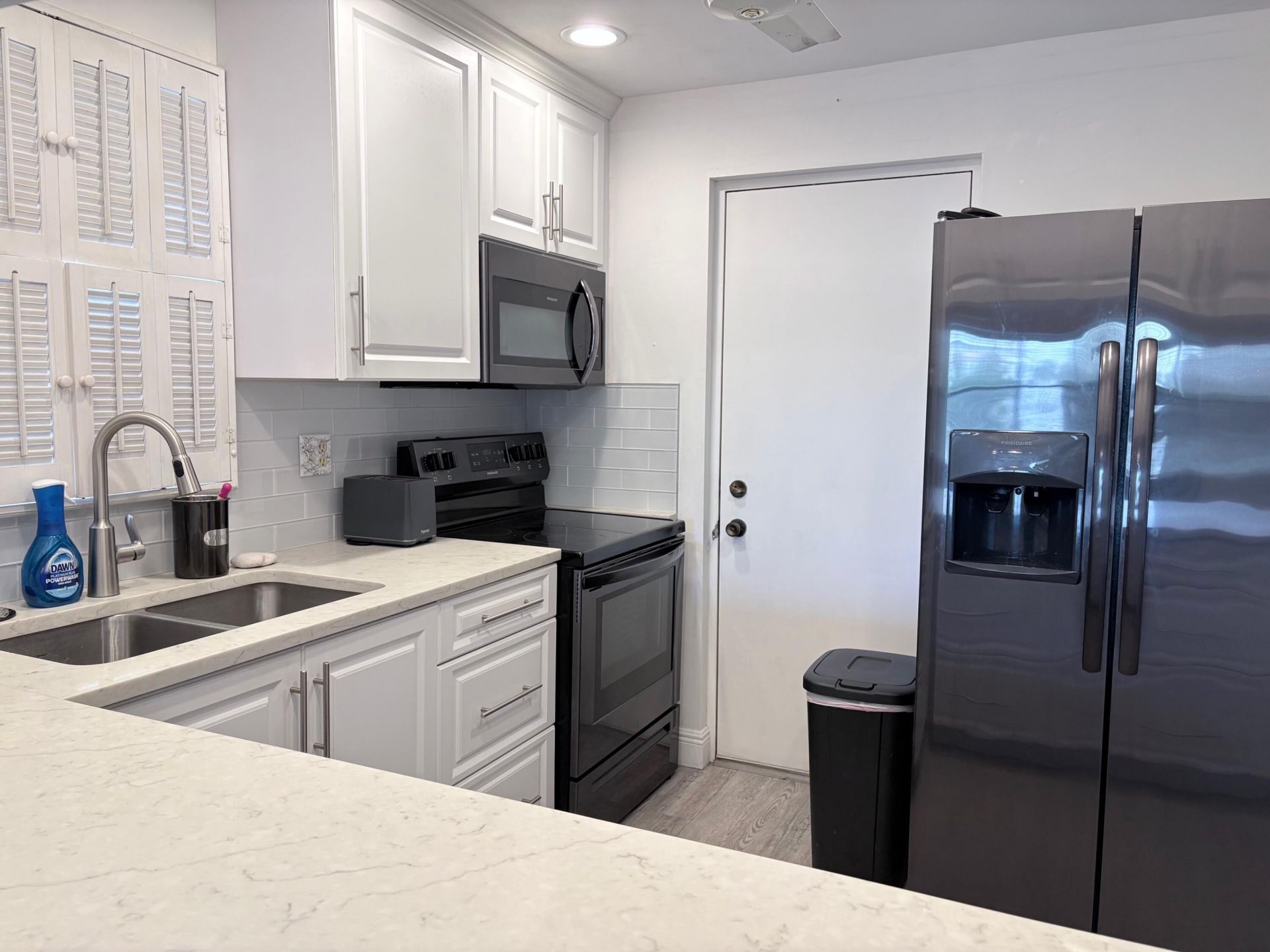 2316 S Cypress Bend Drive, Unit 318, Pompano Beach, FL 33069 Photo