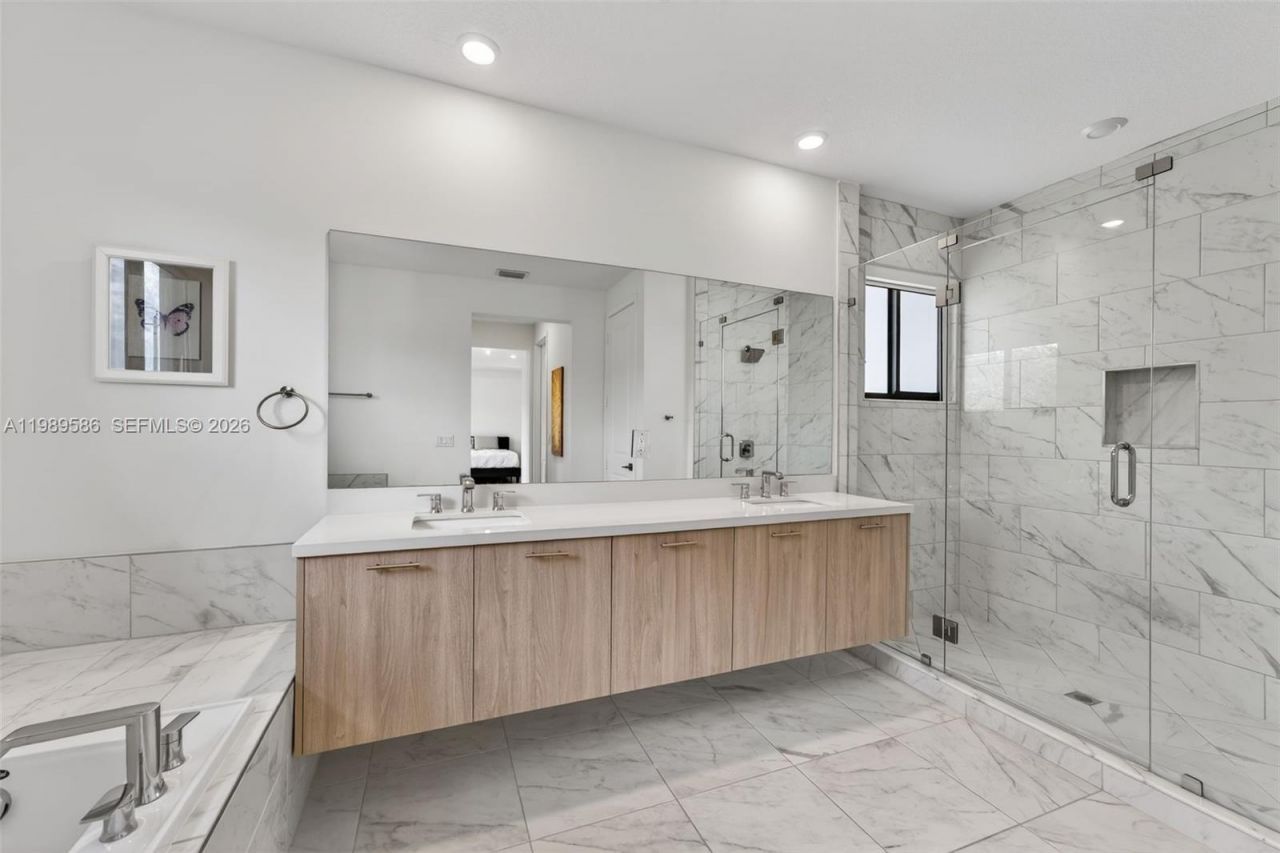 8267 SW 120th Ter , Miami, FL 33156 Photo