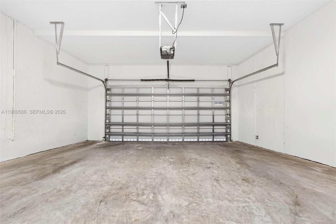 8267 SW 120th Ter , Miami, FL 33156 Photo