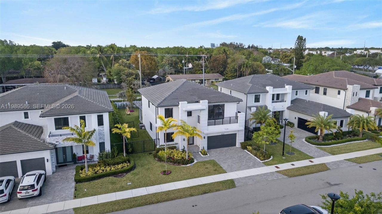 8267 SW 120th Ter , Miami, FL 33156 Photo