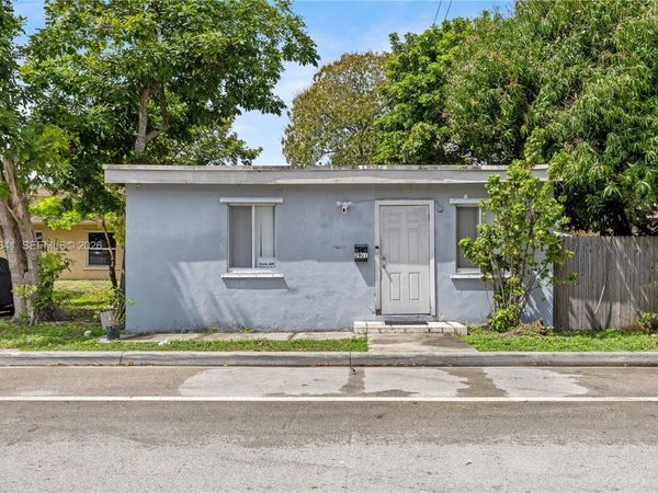 2901 Nw 9th Ct , Fort Lauderdale, FL 33311