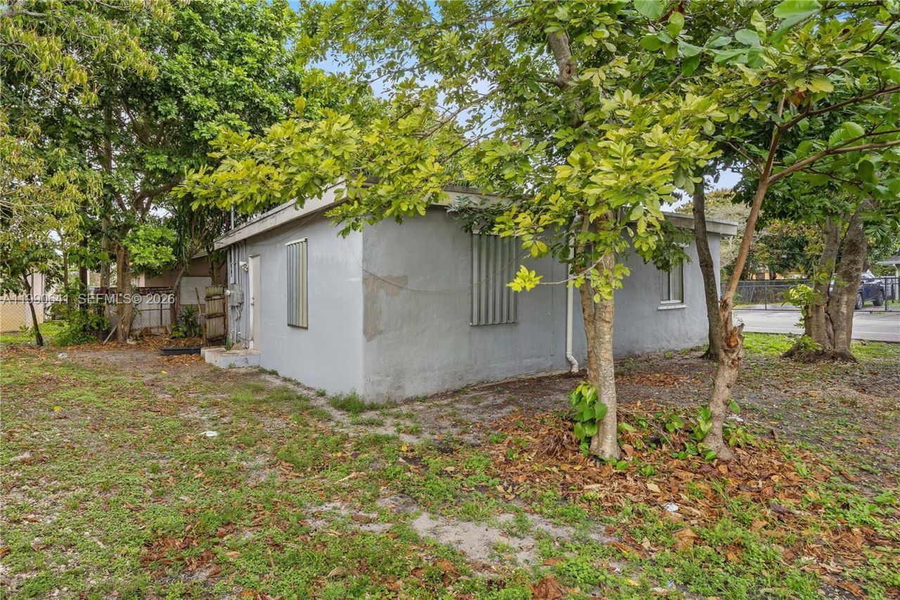 2901 NW 9th Ct , Fort Lauderdale, FL 33311 Photo