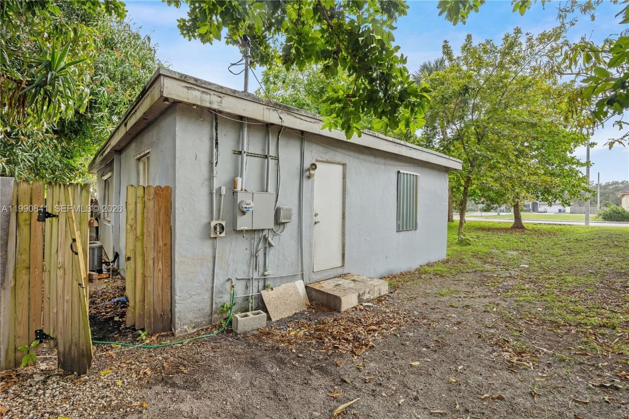 2901 NW 9th Ct , Fort Lauderdale, FL 33311 Photo