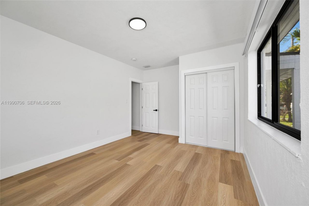 1470 NW 51st Ter, Miami, FL 33142 Photo