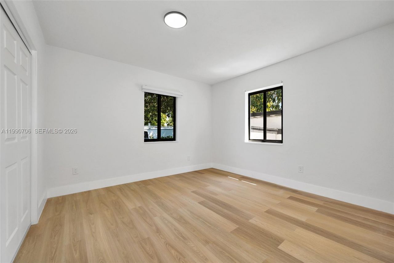 1470 NW 51st Ter, Miami, FL 33142 Photo