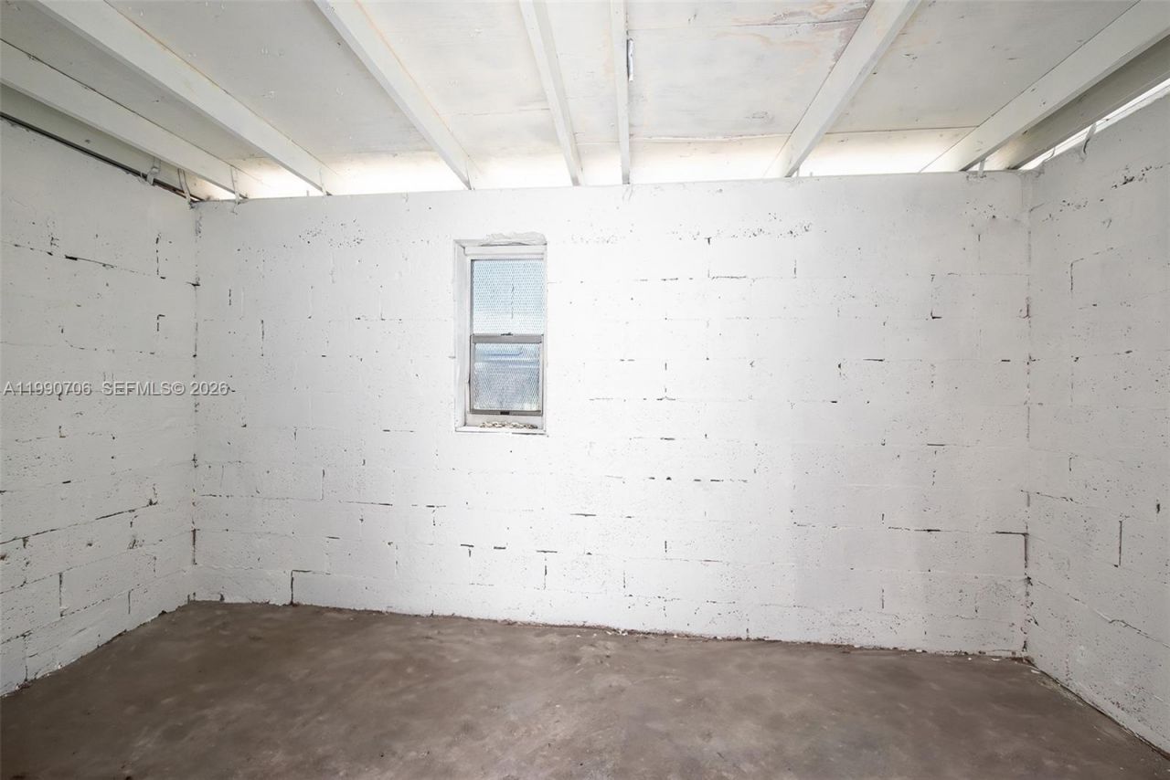 1470 NW 51st Ter, Miami, FL 33142 Photo