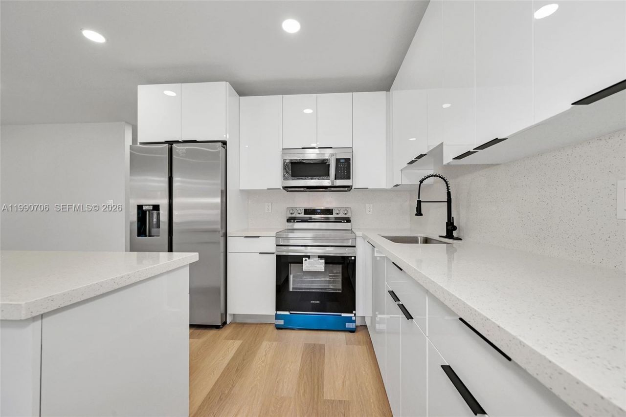 1470 NW 51st Ter, Miami, FL 33142 Photo