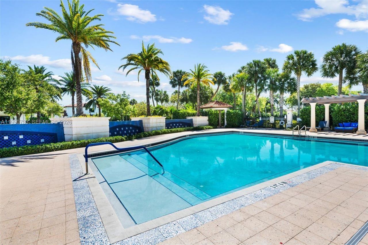 11724 SW 13th Ln , Pembroke Pines, FL 33025 Photo