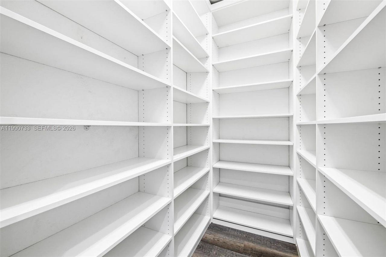 11724 SW 13th Ln , Pembroke Pines, FL 33025 Photo