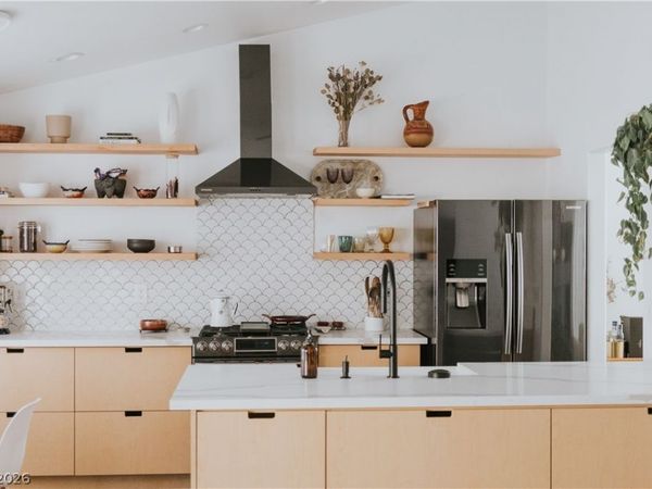 4818 Carefree Drive, Las Vegas, NV 89122