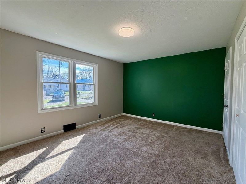 111 Goredon Drive, Chardon, OH 44024 Photo 8