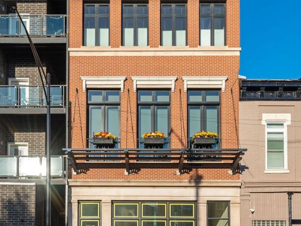 2217 N Clybourn Avenue , Chicago, IL 60614