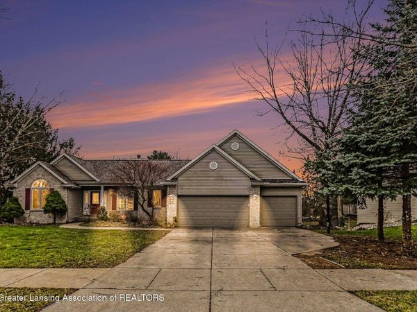 3343 Silverspring Drive, DeWitt, MI 48820