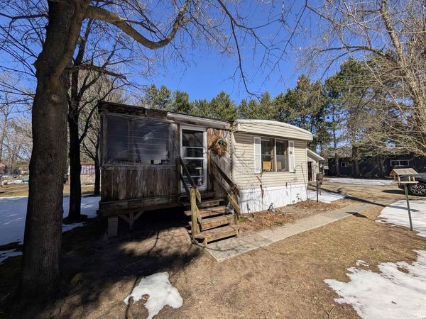 226 E LOHRVILLE AVENUE, Redgranite, WI 54970
