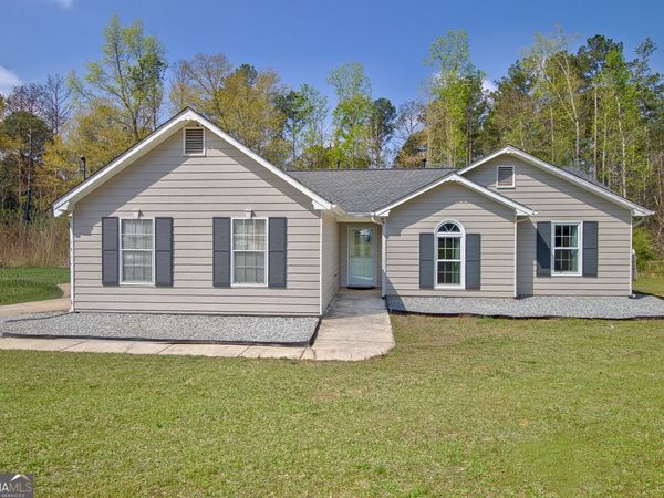 60 Merideth Trace, Sharpsburg, GA 30277