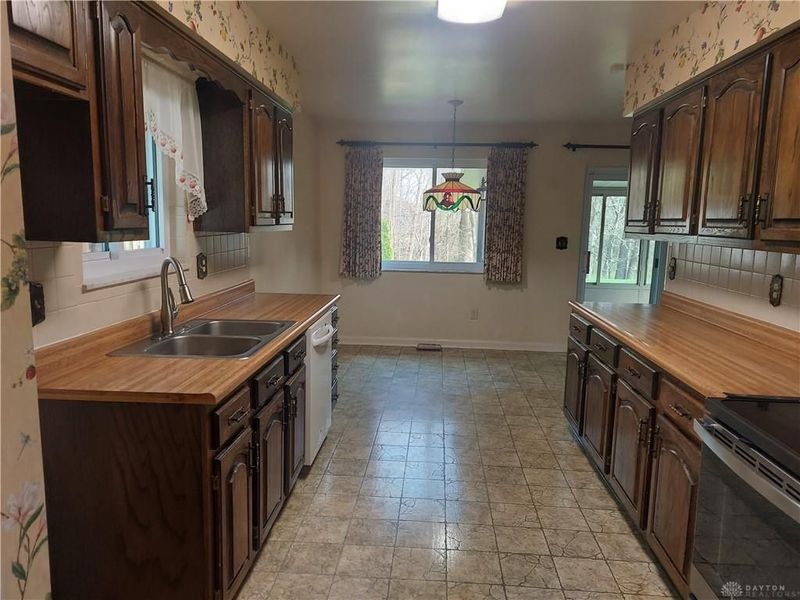 7554 Roselake Drive, Butler Township, OH 45414 Photo 26