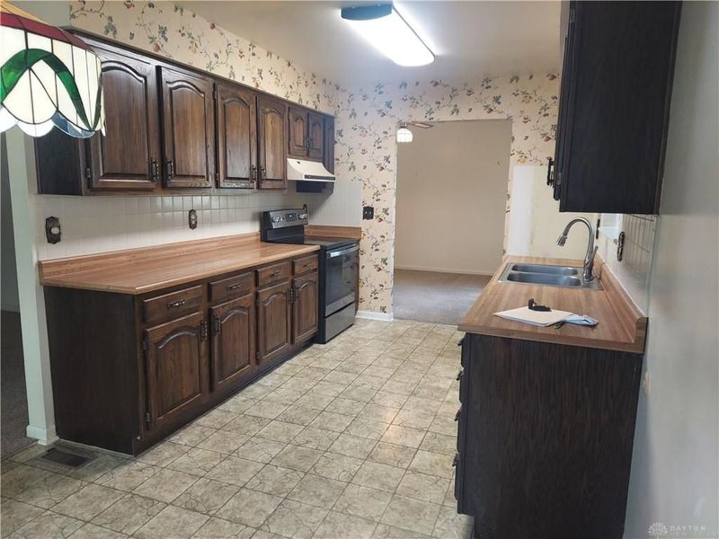 7554 Roselake Drive, Butler Township, OH 45414 Photo 28