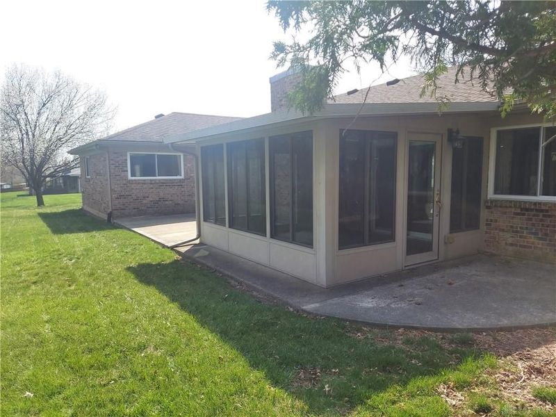 7554 Roselake Drive, Butler Township, OH 45414 Photo 6