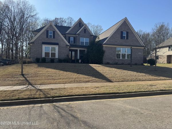 6223 Sierra Dr Drive, Olive Branch, MS 38654