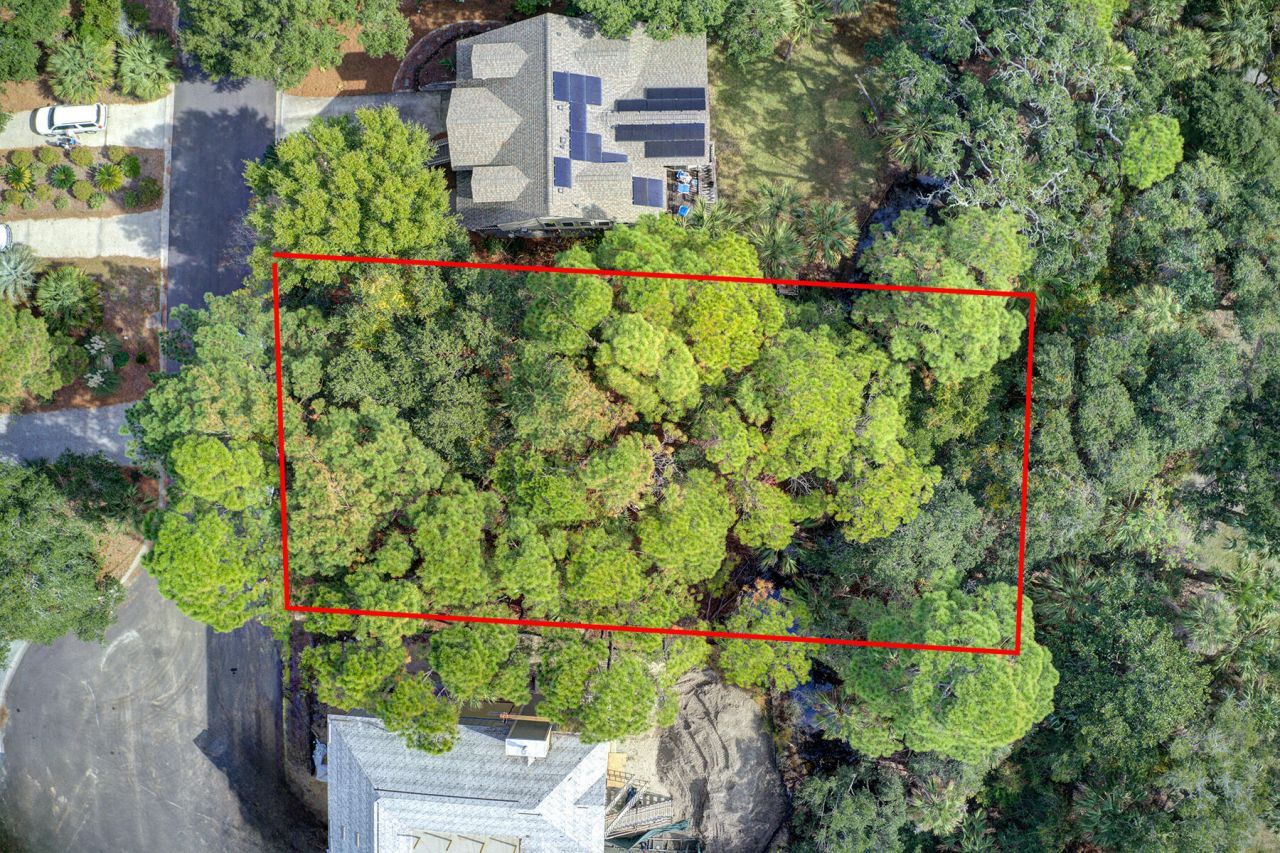 615 W Beach Court Photo 2