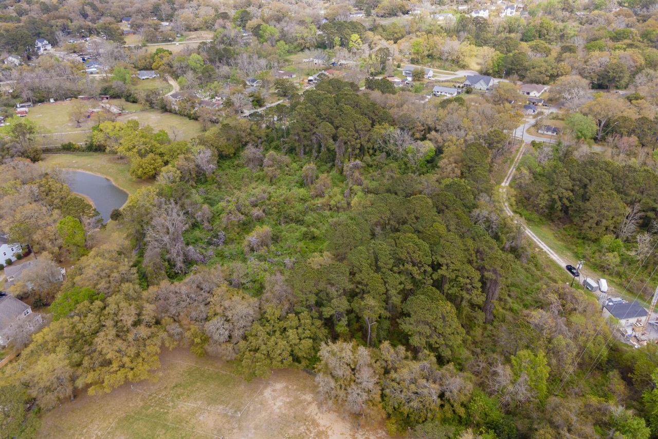 1015 Honey Hill Road Photo 4