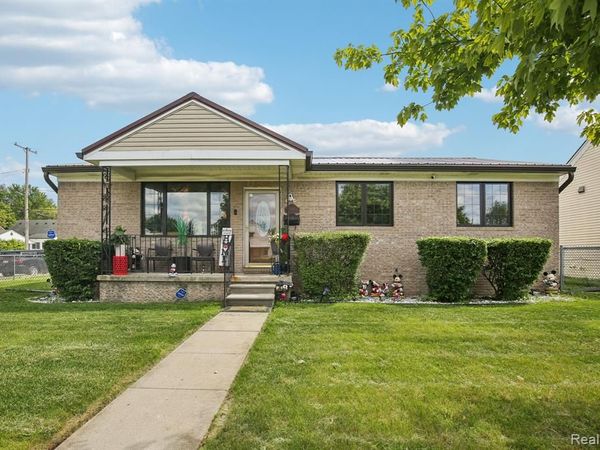 8286 Westminster Avenue, Warren, MI 48089