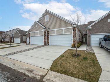 851 Plum Village Drive, Raisinville Twp, MI 48161
