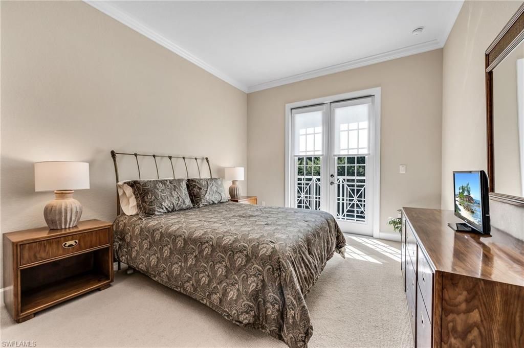 8026 Signature Club Cir, Unit 5-201, Naples, FL 34113 Photo