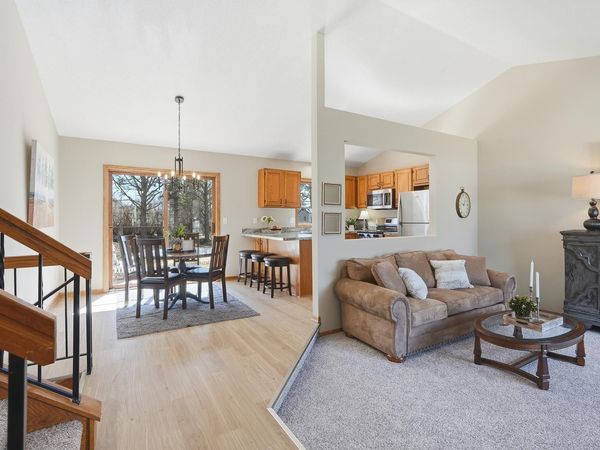 9227 79th Street S, Cottage Grove, MN 55016