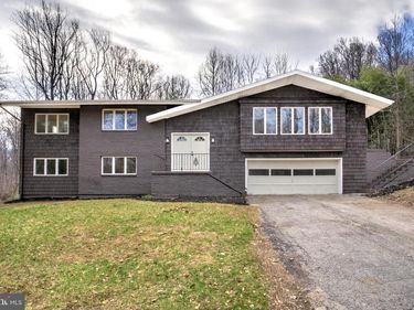 704 FISHING CREEK ROAD, NEW CUMBERLAND, PA 17070