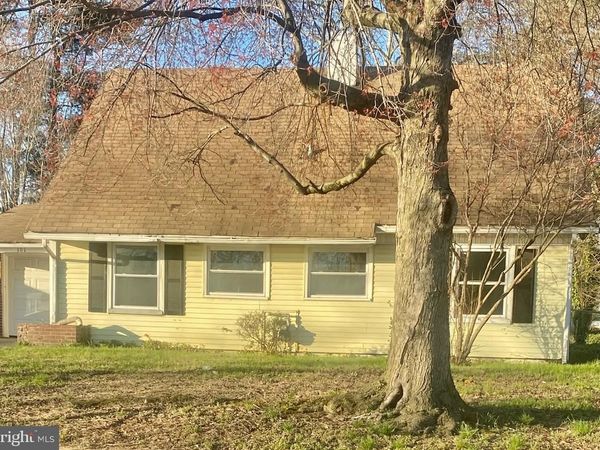 101 SOMERSET DRIVE, WILLINGBORO, NJ 08046