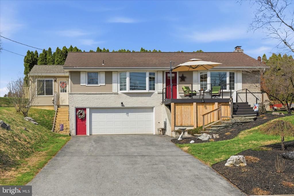 620 PARK HILL DRIVE, MANHEIM, PA 17545