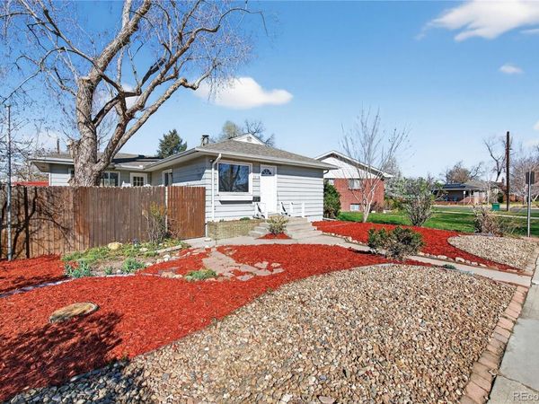 3915 S Grant Street, Englewood, CO 80113