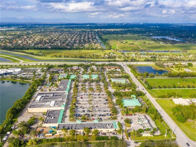 15900 Sedgewyck Cir S, Davie, FL 33331 Photo