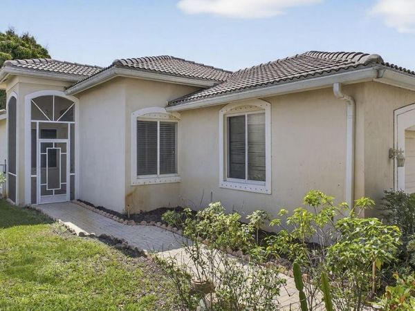 9198 Clipper Circle, West Palm Beach, FL 33411