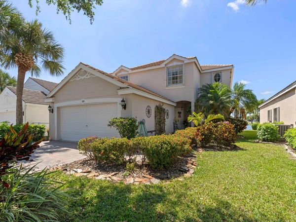 164 Berenger Walk, Royal Palm Beach, FL 33414