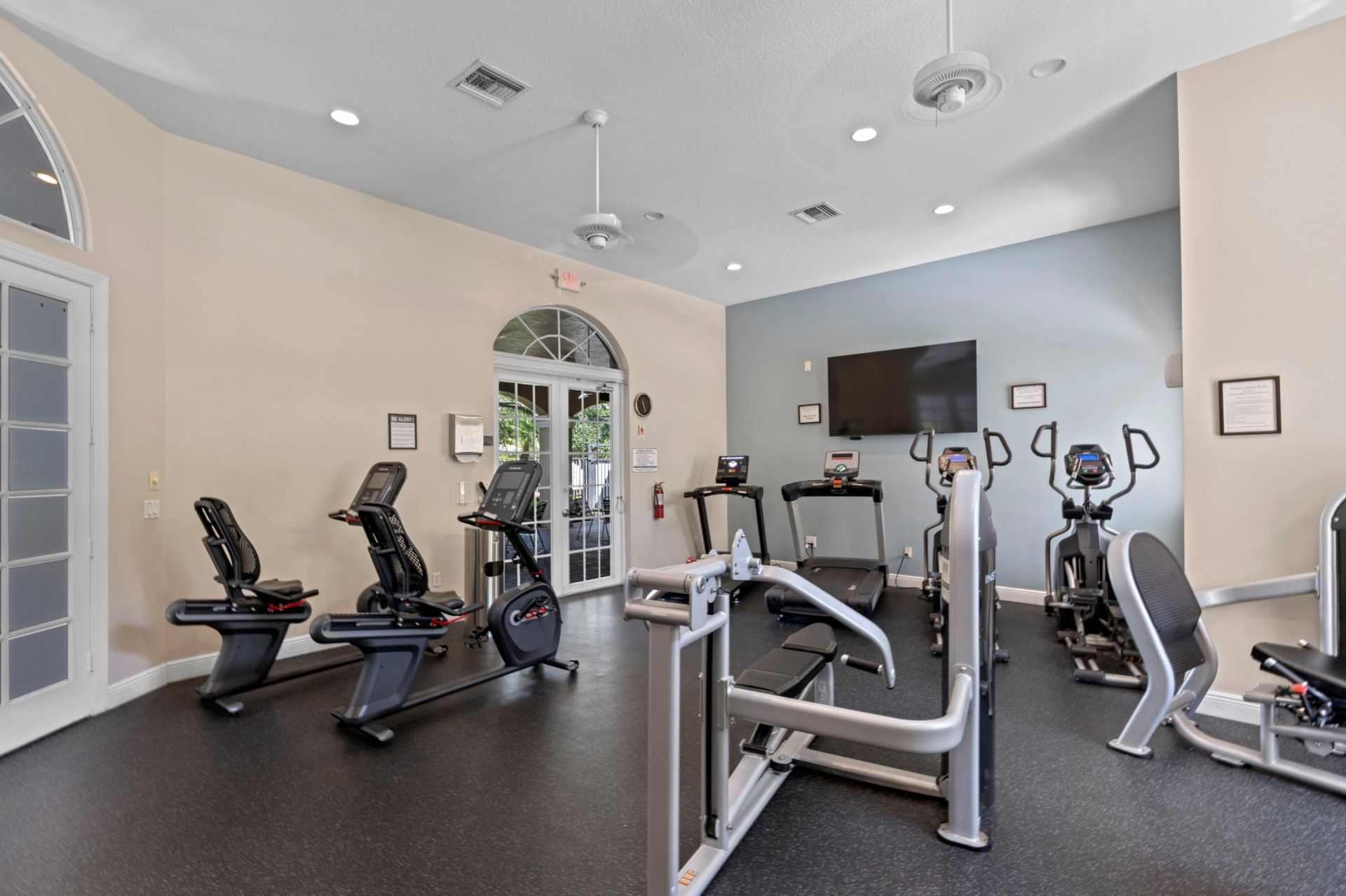 164 Berenger Walk, Royal Palm Beach, FL 33414 Photo