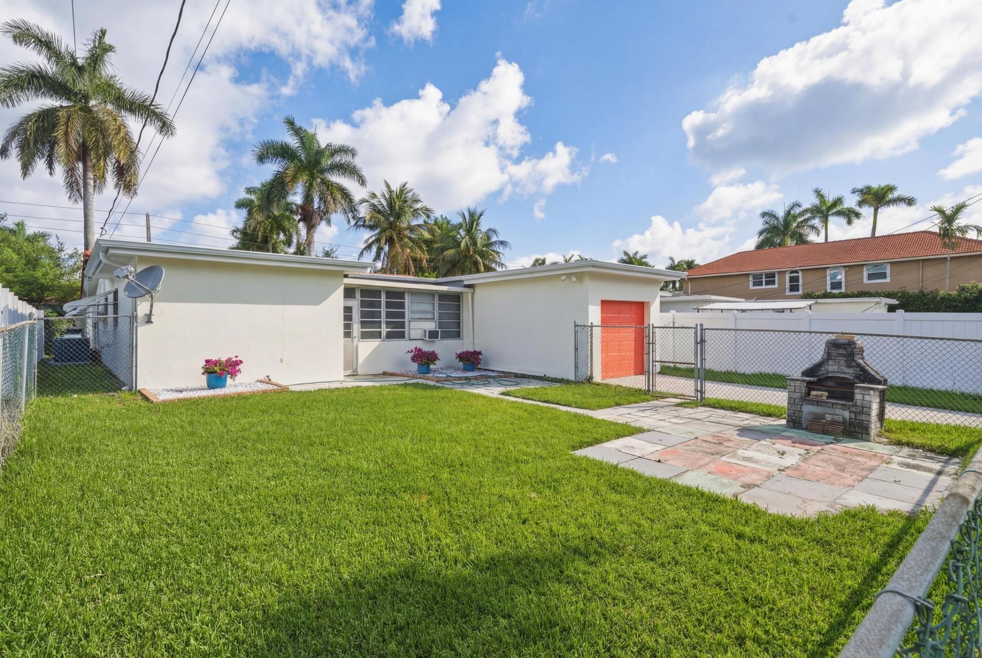 1114 Johnson Street, Hollywood, FL 33019 Photo