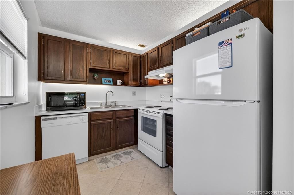 1225 NW 21st Street, Unit 1810, Stuart, FL 34994 Photo