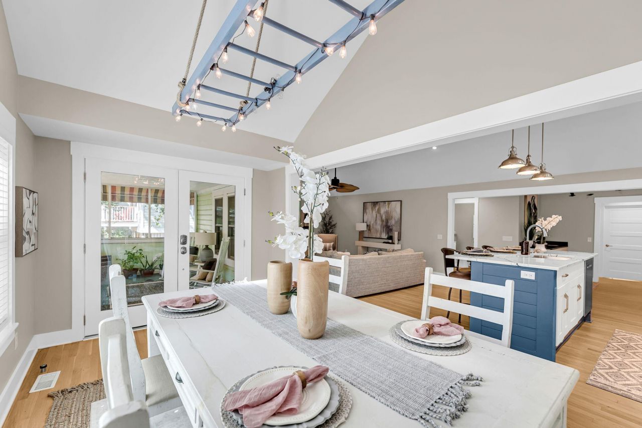 420 E Erie Avenue Photo 11