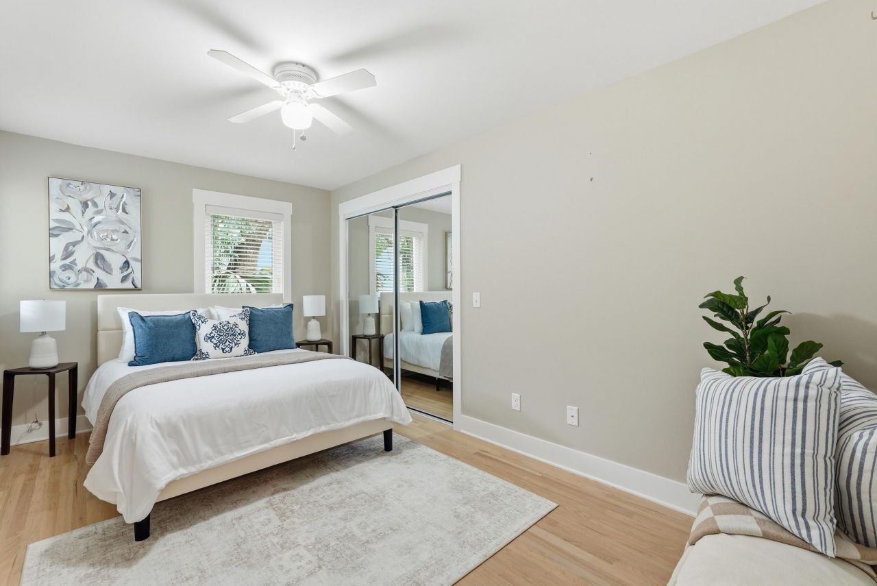 420 E Erie Avenue Photo 35